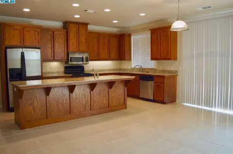 726 Oxford St, Exeter, CA 93221 photo 5