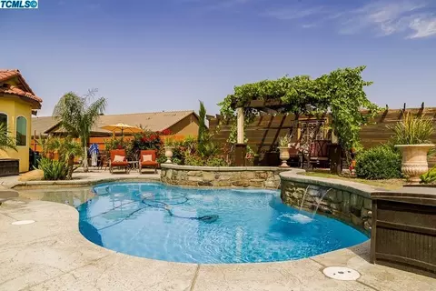 1870 Silverlake Pl, Tulare, CA 93274 photo 30