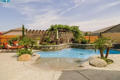 1870 Silverlake Pl, Tulare, CA 93274 photo 28