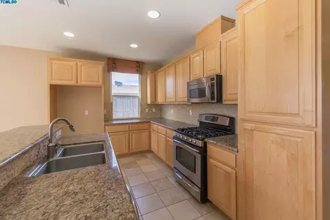 134 Dairy Ave, Corcoran, CA 93212 photo 3