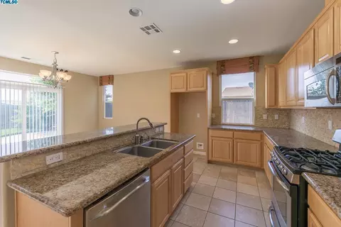 134 Dairy Ave, Corcoran, CA 93212 photo 2