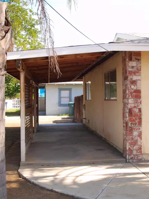 527 W Chestnut St, Exeter, CA 93221 photo 5