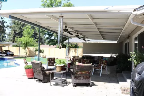159 E Prosperity Ave, Tulare, CA 93274 photo 25