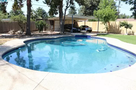 159 E Prosperity Ave, Tulare, CA 93274 photo 22