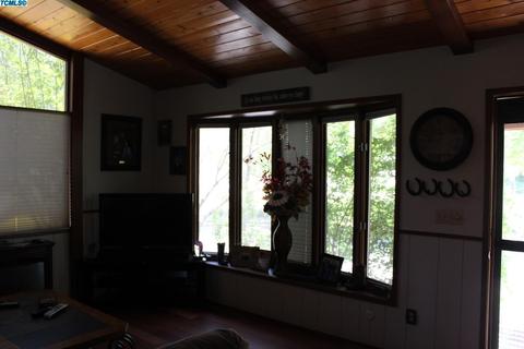 41046 Meadow Dr, Three Rivers, CA 93271 photo 3