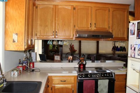 41046 Meadow Dr, Three Rivers, CA 93271 photo 5