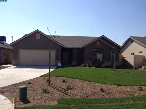 923 E Vine Ct, Visalia, CA 93292 photo 1