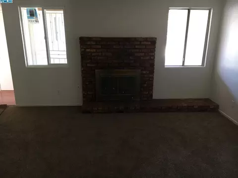 4018 W Cherry St, Visalia, CA 93277 photo 9