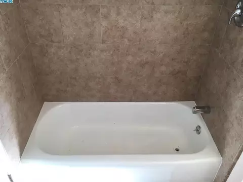 4018 W Cherry St, Visalia, CA 93277 photo 7