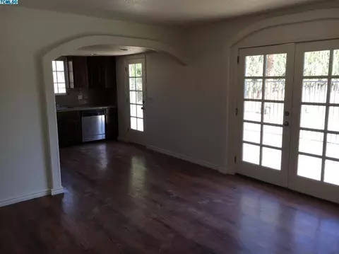 4018 W Cherry St, Visalia, CA 93277 photo 10