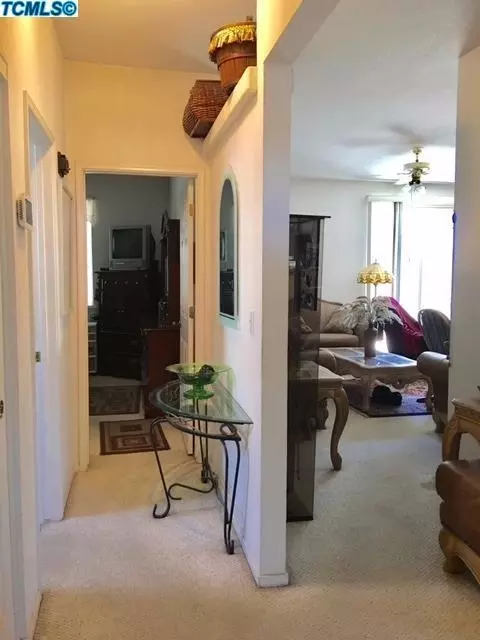905 Shady St, Lemoore, CA 93245 photo 4