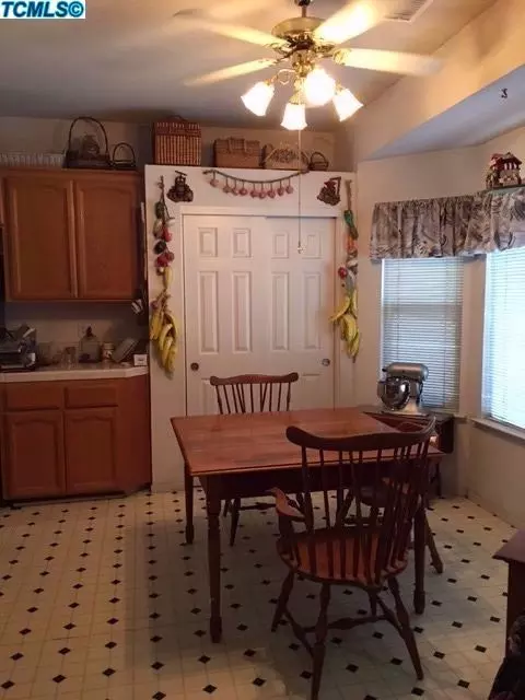 905 Shady St, Lemoore, CA 93245 photo 7