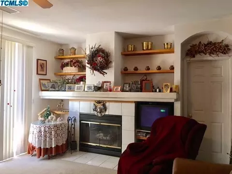 905 Shady St, Lemoore, CA 93245 photo 10