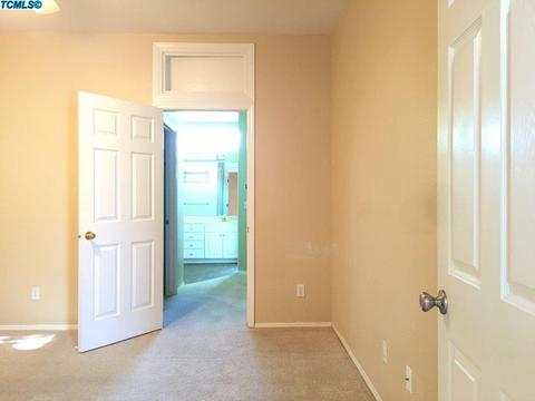 634 Avalon Dr, Lemoore, CA 93245 photo 17