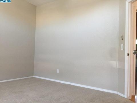634 Avalon Dr, Lemoore, CA 93245 photo 16