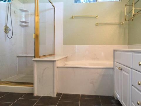 634 Avalon Dr, Lemoore, CA 93245 photo 20