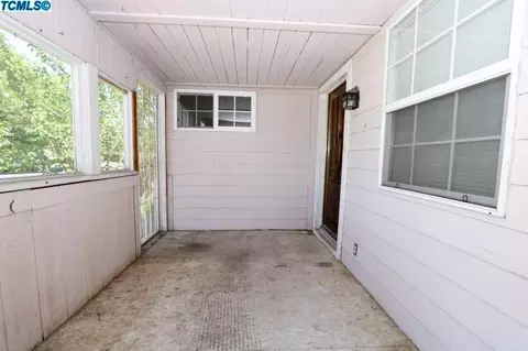 914 E St, Reedley, CA 93654 photo 3