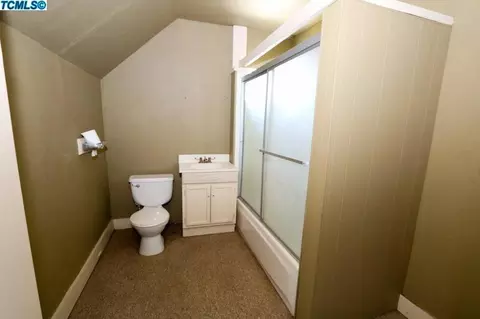 914 E St, Reedley, CA 93654 photo 20