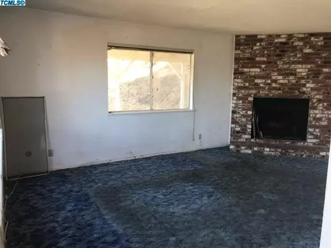 45451 Hammond Dr, Three Rivers, CA 93271 photo 3