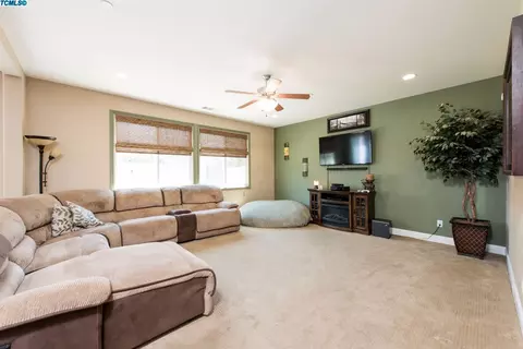 456 Cantera Ave, Lemoore, CA 93245 photo 6