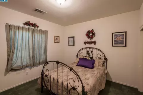 703 Crescent Ln, Lemoore, CA 93245 photo 26
