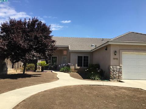 1992 E Levin Ave, Tulare, CA 93274 photo 1