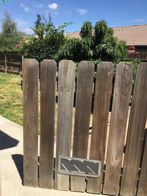 1992 E Levin Ave, Tulare, CA 93274 photo 23