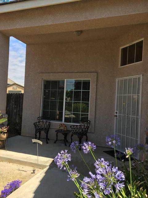 1992 E Levin Ave, Tulare, CA 93274 photo 5