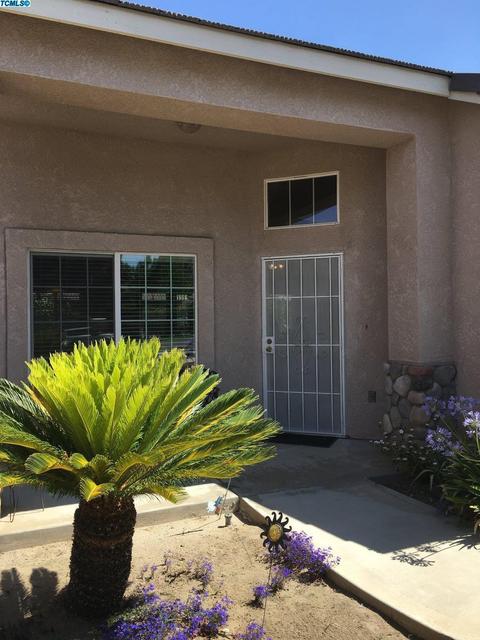 1992 E Levin Ave, Tulare, CA 93274 photo 4