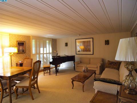 531 E Walnut St, Exeter, CA 93221 photo 9