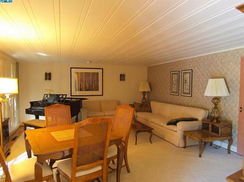 531 E Walnut St, Exeter, CA 93221 photo 8
