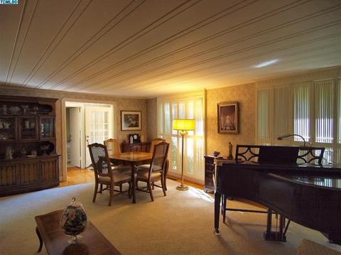 531 E Walnut St, Exeter, CA 93221 photo 10