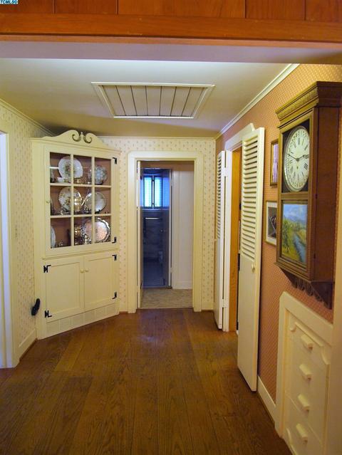 531 E Walnut St, Exeter, CA 93221 photo 12