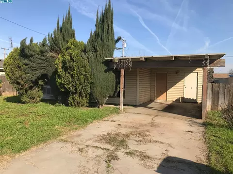 1861 E Olive Way, Dinuba, CA 93618 photo 2