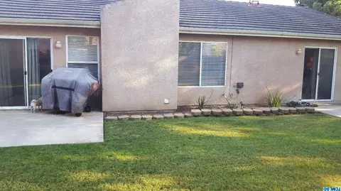 4230 E Feemster Ave, Visalia, CA 93292 photo 26