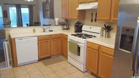 4230 E Feemster Ave, Visalia, CA 93292 photo 7
