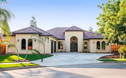 770 Park Pl, Exeter, CA 93221 photo 1