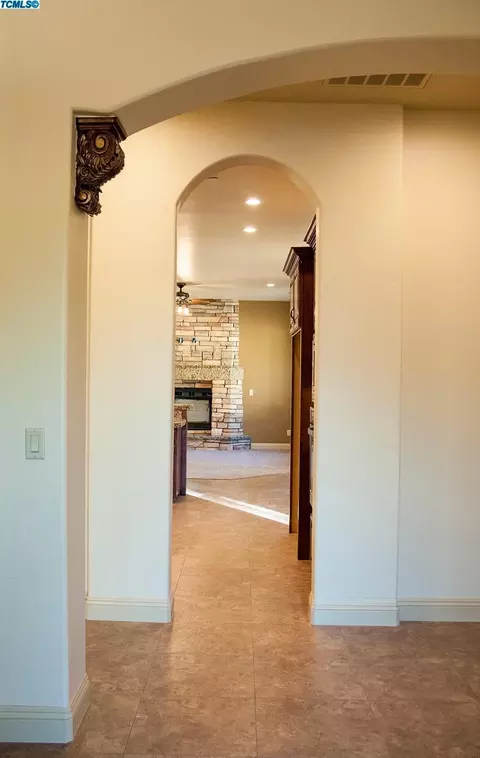 770 Park Pl, Exeter, CA 93221 photo 14