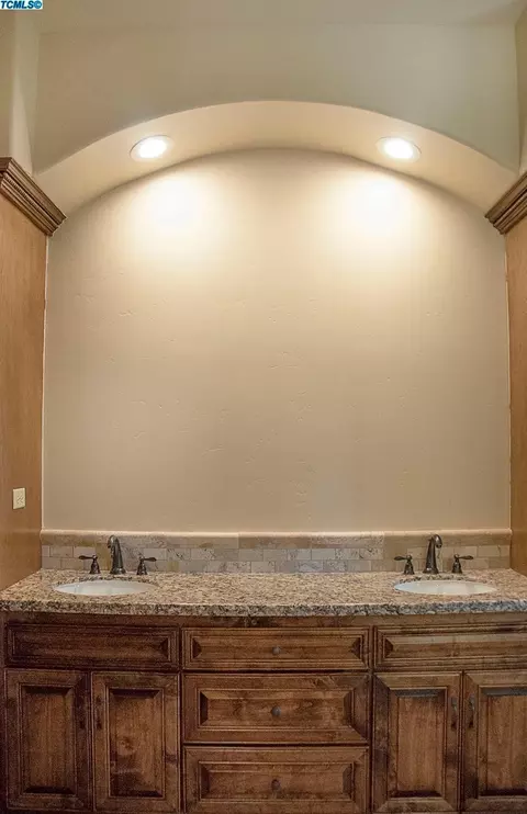 770 Park Pl, Exeter, CA 93221 photo 29