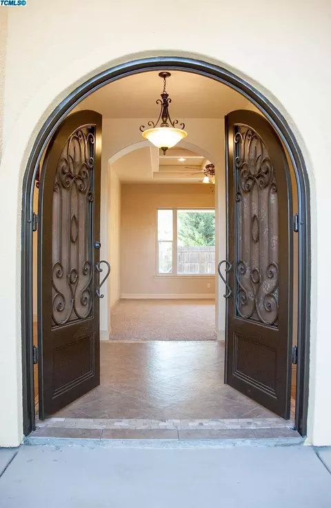 770 Park Pl, Exeter, CA 93221 photo 9