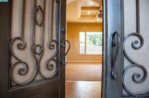 770 Park Pl, Exeter, CA 93221 photo 8