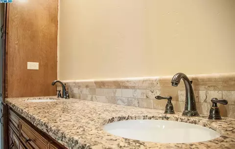 770 Park Pl, Exeter, CA 93221 photo 32