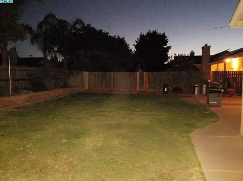 1925 Sequoia Ave, Sanger, CA 93657 photo 26