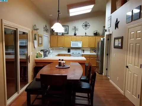 1925 Sequoia Ave, Sanger, CA 93657 photo 12