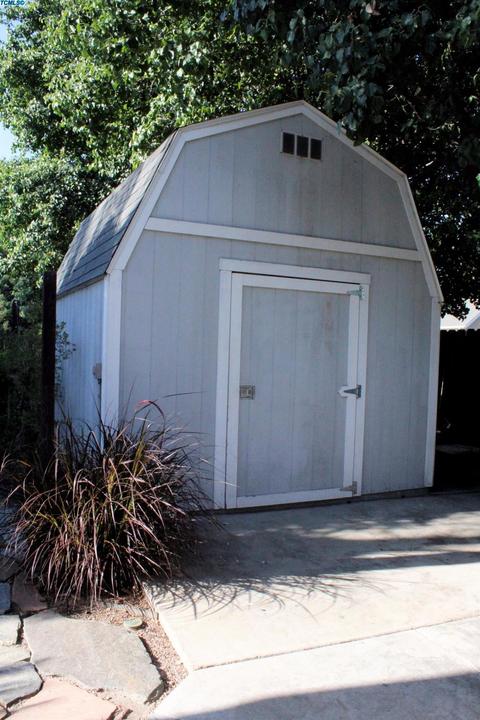 325 Atwood Ct, Exeter, CA 93221 photo 38