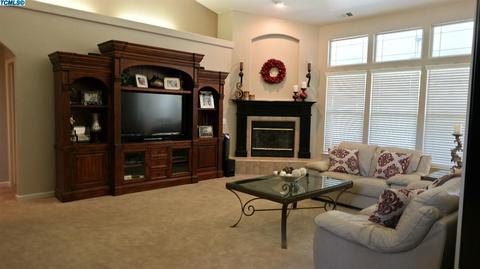325 Atwood Ct, Exeter, CA 93221 photo 3