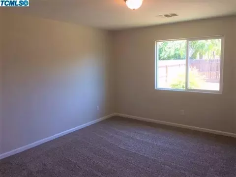 4223 E Stapp Ave, Visalia, CA 93292 photo 8
