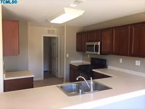 4223 E Stapp Ave, Visalia, CA 93292 photo 6