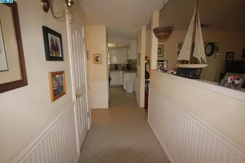 302 N Francis Ave, Exeter, CA 93221 photo 5
