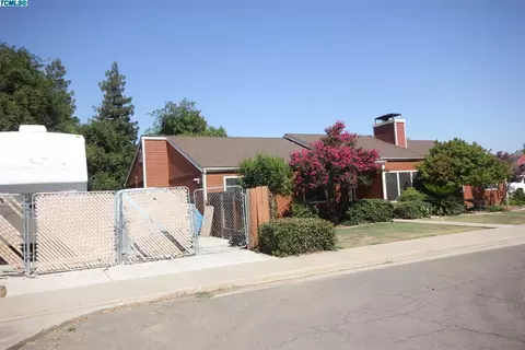 302 N Francis Ave, Exeter, CA 93221 photo 3